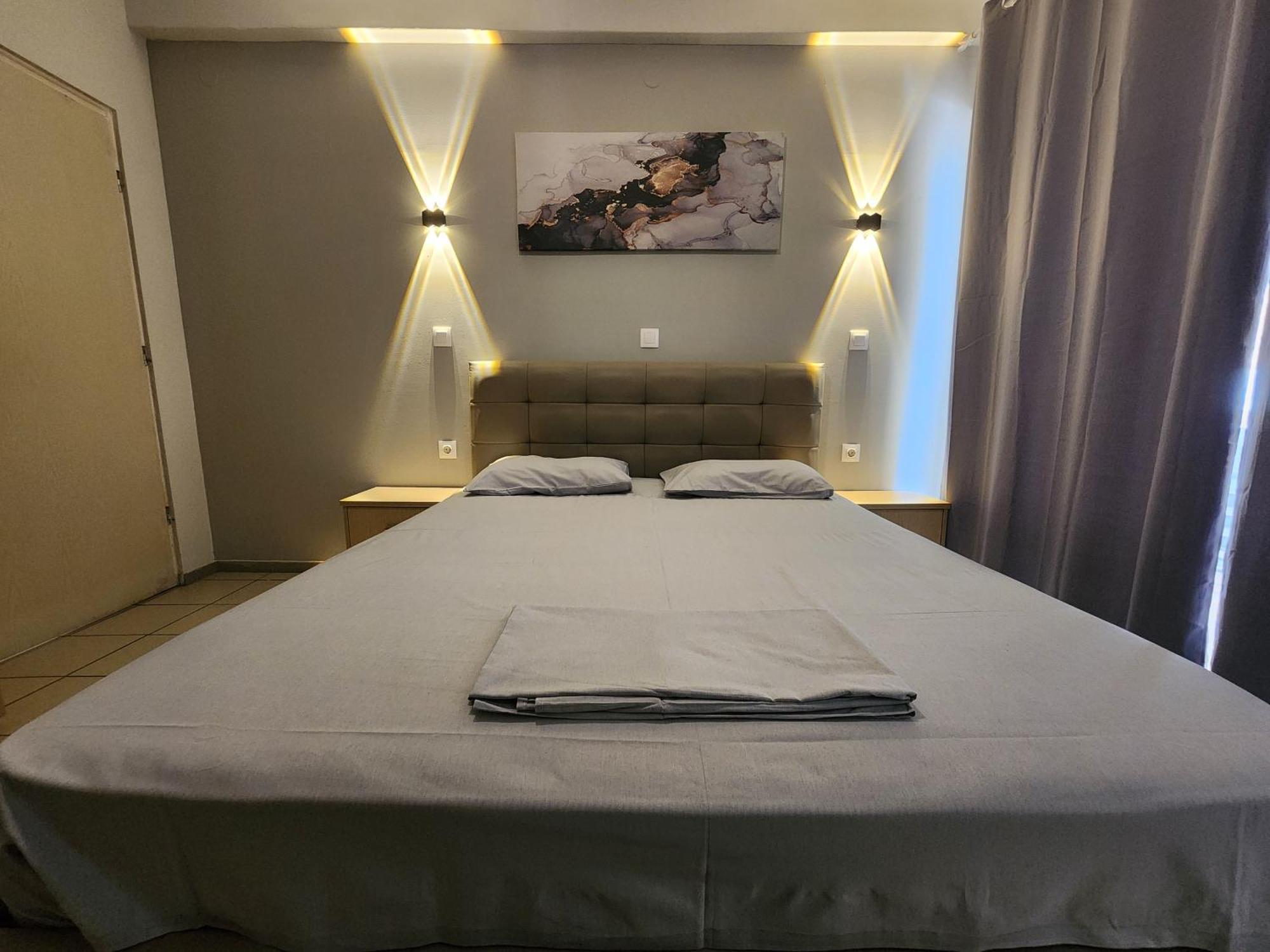 Central Luxury Apartment Rethymno Esterno foto